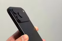 iPhone 17 Pro Max lộ thiết kế camera phá cách chưa từng có