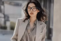 Lenovo ra mắt kính AI siêu nhẹ, dịch trực tiếp, giá chỉ hơn 14 triệu 