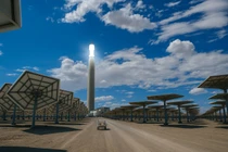 Trung Quốc Biến Nắng Thành Điện Đêm Trong Sa Mạc Gobi