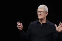 Tim Cook nhận gần 2.000 tỷ, Apple rục rịch đổi CEO