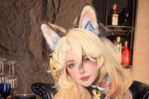 Nữ cosplayer thu hút sự chú ý với "content" độc lạ