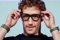 Kính AI "tương lai nhân loại" vừa ra mắt, Trung Quốc đã có hàng Made in China