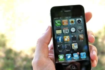 iPhone 4 hồi sinh, Gen Z săn lùng chụp ảnh hoài cổ