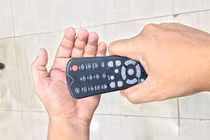 Vì sao đập remote TV lại hoạt động?