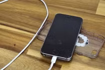 5 lưu ý vàng khi dùng sạc nhanh để pin điện thoại bền lâu