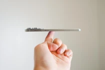 5 smartphone mỏng nhất 2025 gây sốt, giá từ 5 triệu