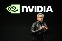 CEO Nvidia làm thị trường chip bùng nổ bằng khái niệm "AI có chủ quyền"