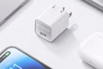 Apple bỏ củ sạc, ngành phụ kiện “hốt bạc” tỷ USD