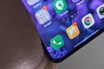 Xiaomi tung bản vá HyperOS cứu POCO F8 Pro phút chót