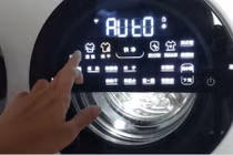 Máy giặt “Mickey” 3 lồng gây sốt Trung Quốc, giá vẫn cháy hàng