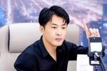 “Vua livestream” Trung Quốc ngã ngựa vì bê bối băng vệ sinh