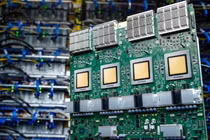 Nvidia khẳng định chip AI dẫn trước Google một thế hệ