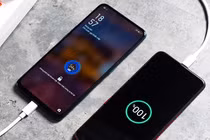  iPhone, Samsung hay điện thoại Trung Quốc đúng trong tranh cãi sạc pin?