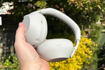 Tai nghe chống ồn đáng mua nhất 2025 gọi tên ai?