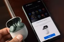 Lỗ hổng WhisperPair đe dọa hàng trăm triệu tai nghe