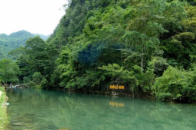 Những địa chỉ đỏ nổi bật gắn với Chủ tịch Hồ Chí Minh dịp tháng 5