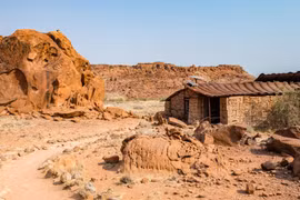 Twyfelfontein – Di sản thế giới chứa ký ức cổ xưa trong sa mạc Namibia