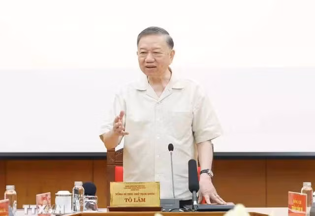 Văn hóa phải hiện diện trong mọi quyết sách về phát triển đất nước