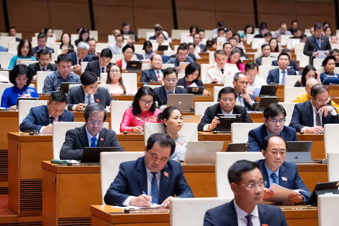 Quốc hội bàn về công tác thực hành tiết kiệm, chống lãng phí