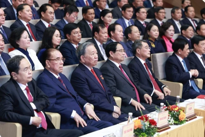 Tổng Bí thư Tô Lâm dự lễ tuyên dương 96 Bí thư chi bộ xuất sắc và trao Giải Búa liềm Vàng