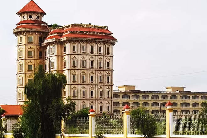 Yêu cầu hoàn thiện hồ sơ giải thể trường Đại học Hà Hoa Tiên