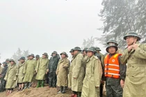 Theo đó, vào lúc 15h hôm nay (25/8), bão số 5 đã vào khu vực bờ tại Hà Tĩnh và Nghệ An với cường độ mạnh cấp 13, giật cấp 16.