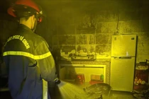Cháy nhà lúc rạng sáng ở Đà Lạt, 4 người trong gia đình bị mắc kẹt