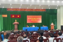 Chủ tịch Phan Xuân Dũng tiếp xúc cử tri Khánh Hòa trước kỳ họp thứ 10