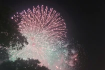 Hà Nội tưng bừng đón Quốc khánh với màn pháo hoa rực rỡ