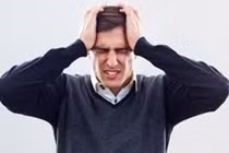 Cảnh báo thuốc Mesalazine gây tăng áp lực nội sọ vô căn