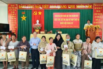 Chủ tịch Phan Xuân Dũng tiếp xúc cử tri xã Phước Dinh