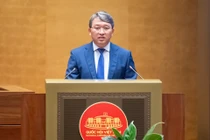 Người có công được miễn một số điều kiện khi nhập quốc tịch Việt Nam