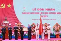 Tổng Bí thư dự Lễ đón nhận danh hiệu Anh hùng LLVTND của Quân chủng Hải quân
