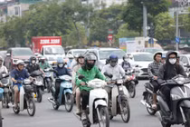 Hà Nội cấm xe máy xăng vào Vành đai 1: Chủ trương đúng… nên từng bước thực hiện