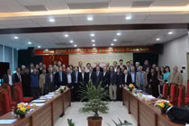 Thông cáo báo chí ngày làm việc thứ hai và bế mạc Hội nghị Trung ương 14