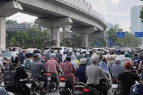 Hà Nội cấm xe máy xăng, cần tạo động lực cho các hãng phát triển xe điện