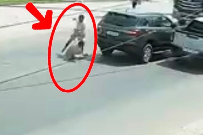 Phẫn nộ xem clip lái xe bán tải đánh dã man tài xế ở Tây Ninh