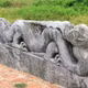 Khám phá bí ẩn đôi rồng đá cụt đầu tại Thành nhà Hồ