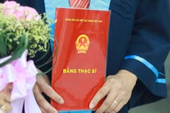 Bộ GD&ĐT phản hồi về quy định đào tạo thạc sĩ toàn thời gian