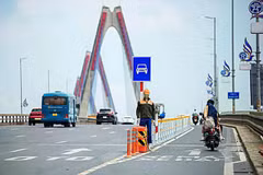 Hà Nội rà soát từ hạ tầng, tổ chức giao thông trên các cây cầu trọng điểm