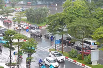 Bắc Bộ mưa rào và dông, khả năng xảy ra lốc, sét