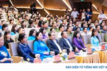 Chủ tịch Quốc hội Trần Thanh Mẫn dự Chương trình 'Kết nối yêu thương'
