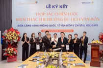 Hợp tác giữa Cảng HKQT Vân Đồn và Crystal Holidays