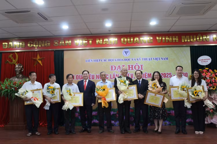Đại hội thi đua yêu nước khẳng định bước phát triển mới