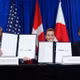 Tổng thống Trump ký thỏa thuận an ninh với Greenland và Đan Mạch