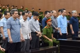 Cựu Thứ trưởng Hoàng Văn Thắng nhận án 4 năm tù về tội nhận hối lộ