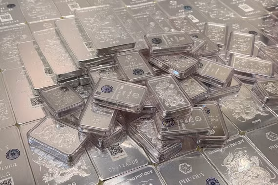 Giá bạc có thể chạm 100 USD trong thập kỷ tới giữa biến động thị trường