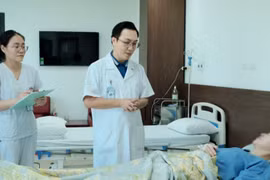 Cắt bàng quang tận gốc, tái tạo bàng quang mới bằng quai ruột tự thân