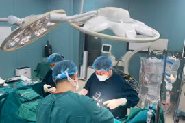 Chỉ xây xát nhẹ sau tai nạn, nam thanh niên 23 tuổi không ngờ vỡ lách độ IV