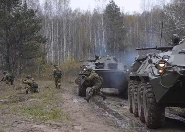 Binh sĩ Ukraine tháo chạy khỏi Kostiantynivka, Nga chạy đua với thời gian - Hình 3 Binh si Ukraine thao chay khoi Kostiantynivka, Nga chay dua voi thoi gian-Hinh-3